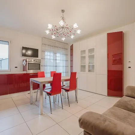 Apartament Lucrezia - 10 Min From & Free Parking
